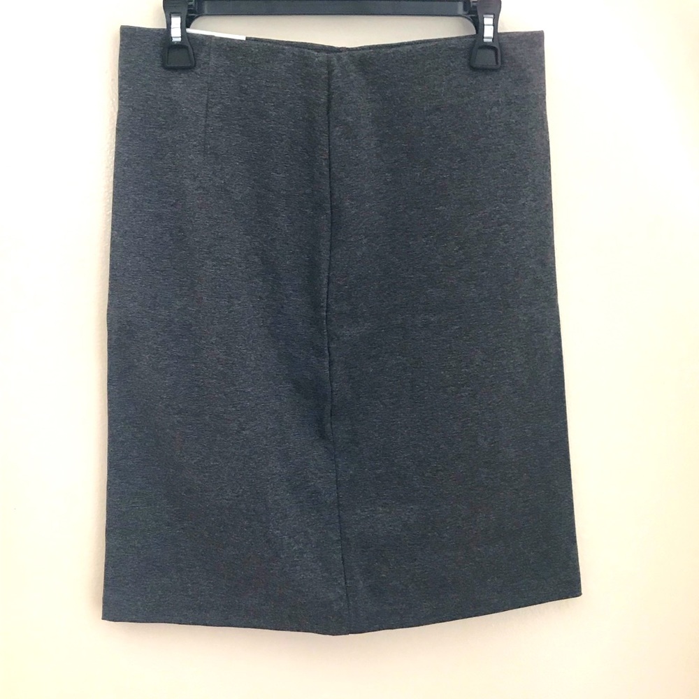 Old Navy Grey Skirt